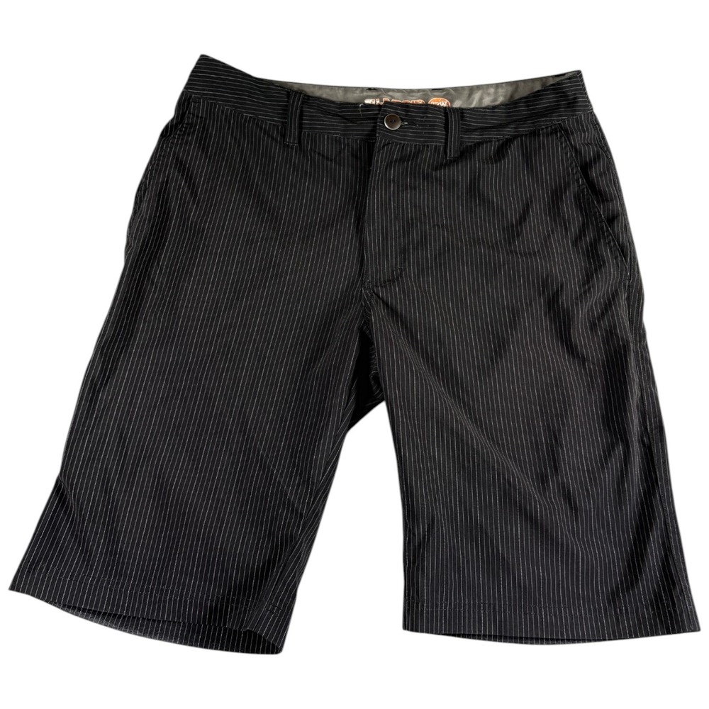 BKE Hybrid Standard Fit Shorts Men 32 Dark Pinstripe Rugged Outdoors Casual Logo